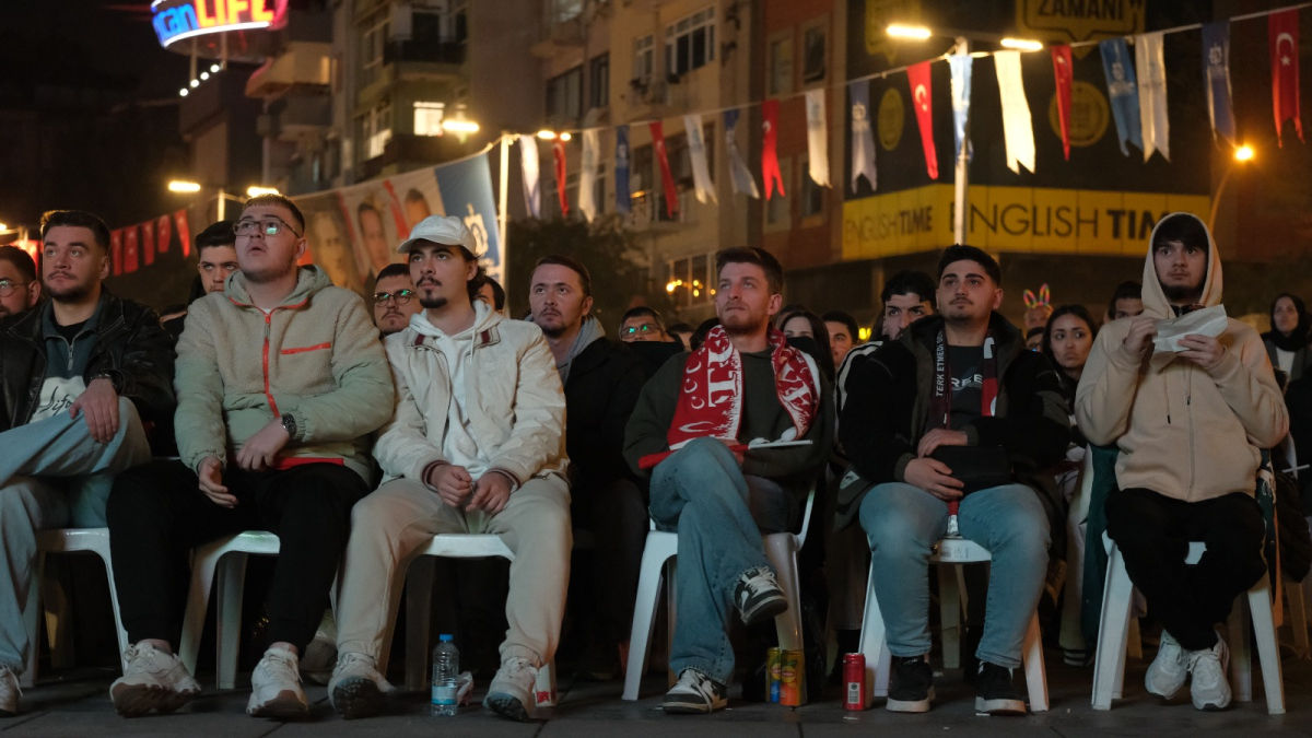 İzmitli Kerem attı, 