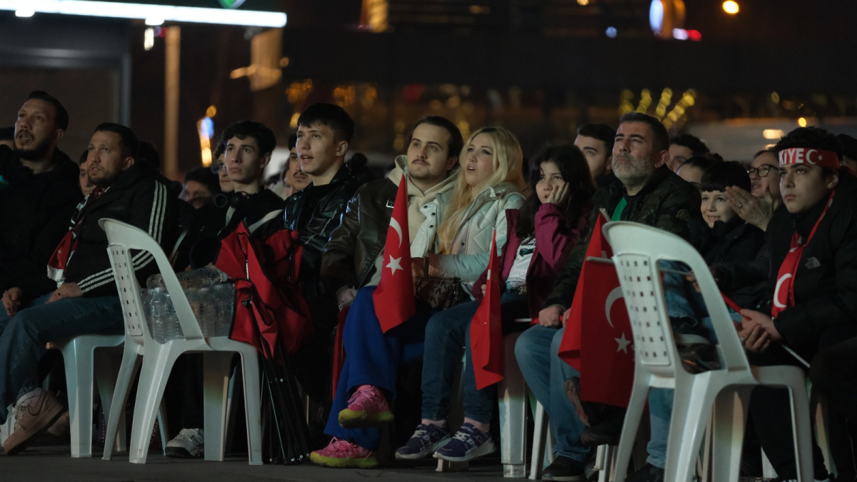 İzmitli Kerem attı, 