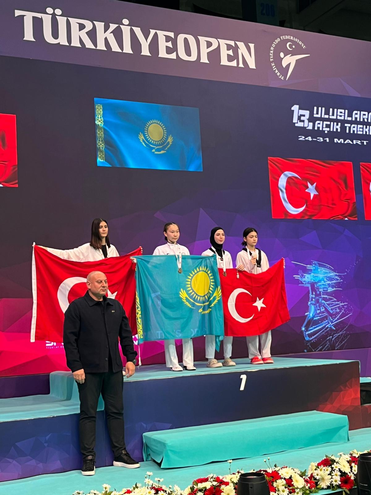 Kağıtspor başarıya ambargo koydu