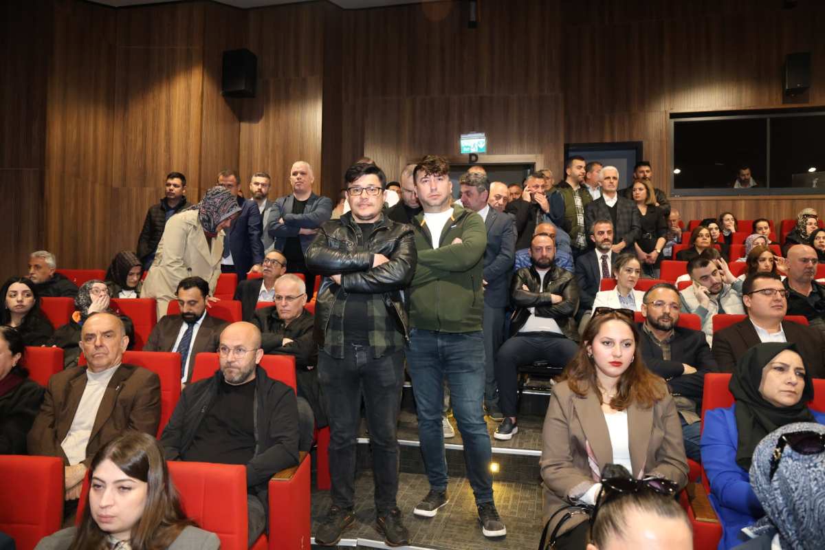 Büyükakın’ın toplantısı tüm Kocaeli’yi buluşturdu