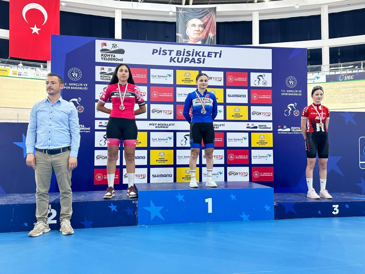 “Kağıtspor harikalar yaratıyor”