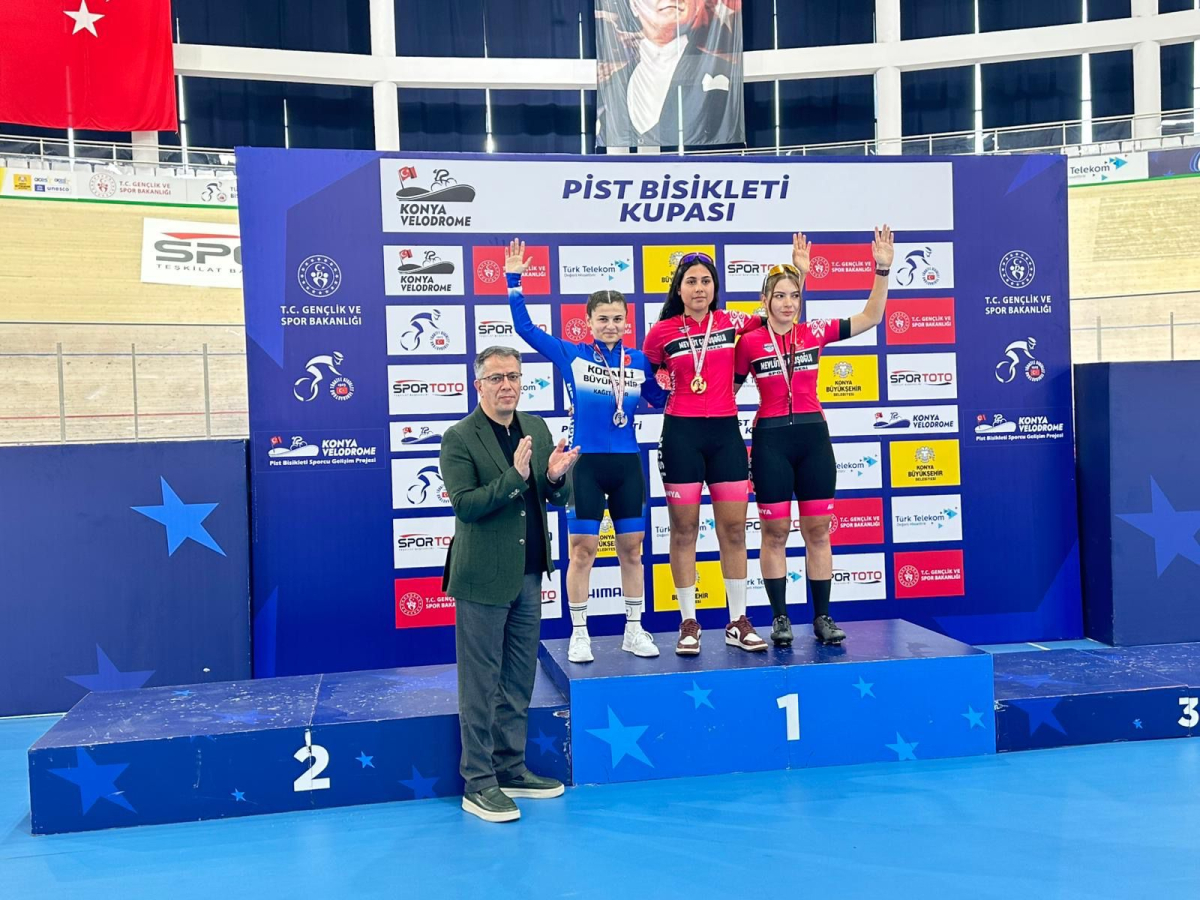 “Kağıtspor harikalar yaratıyor”