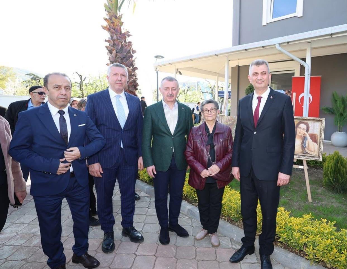 Gölcüklü “saygınlar”artık yalnız değil