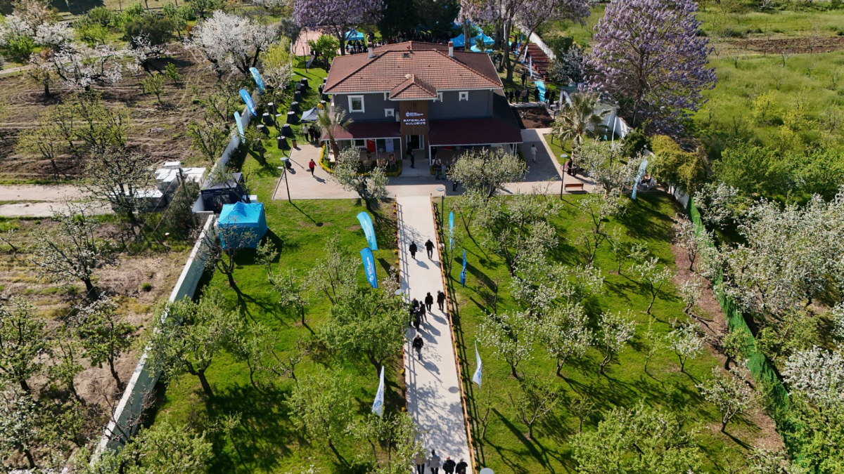 Gölcüklü “saygınlar”artık yalnız değil