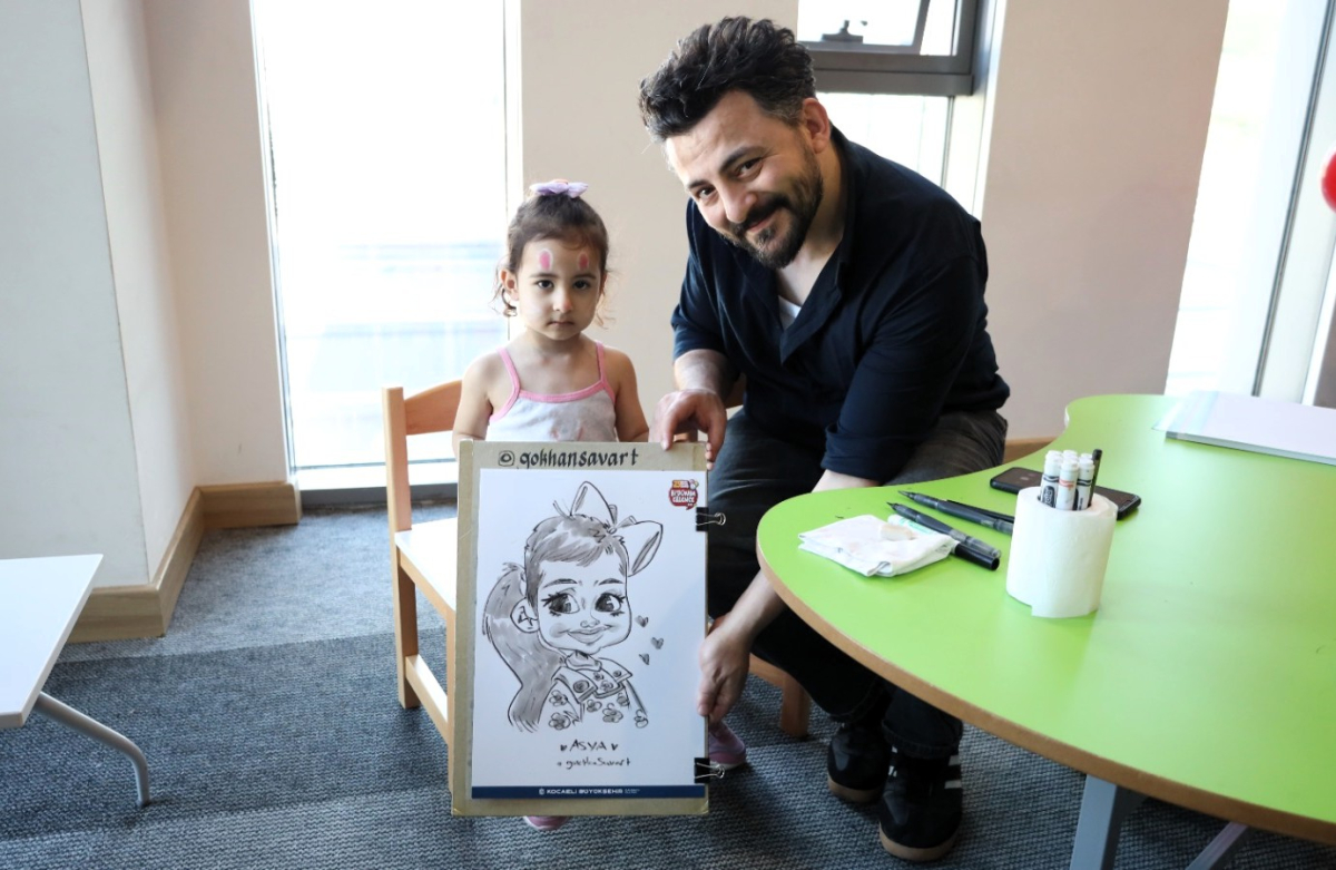 23 Nisan’ın neşesi Şehir Hastanesi’ne taşındı