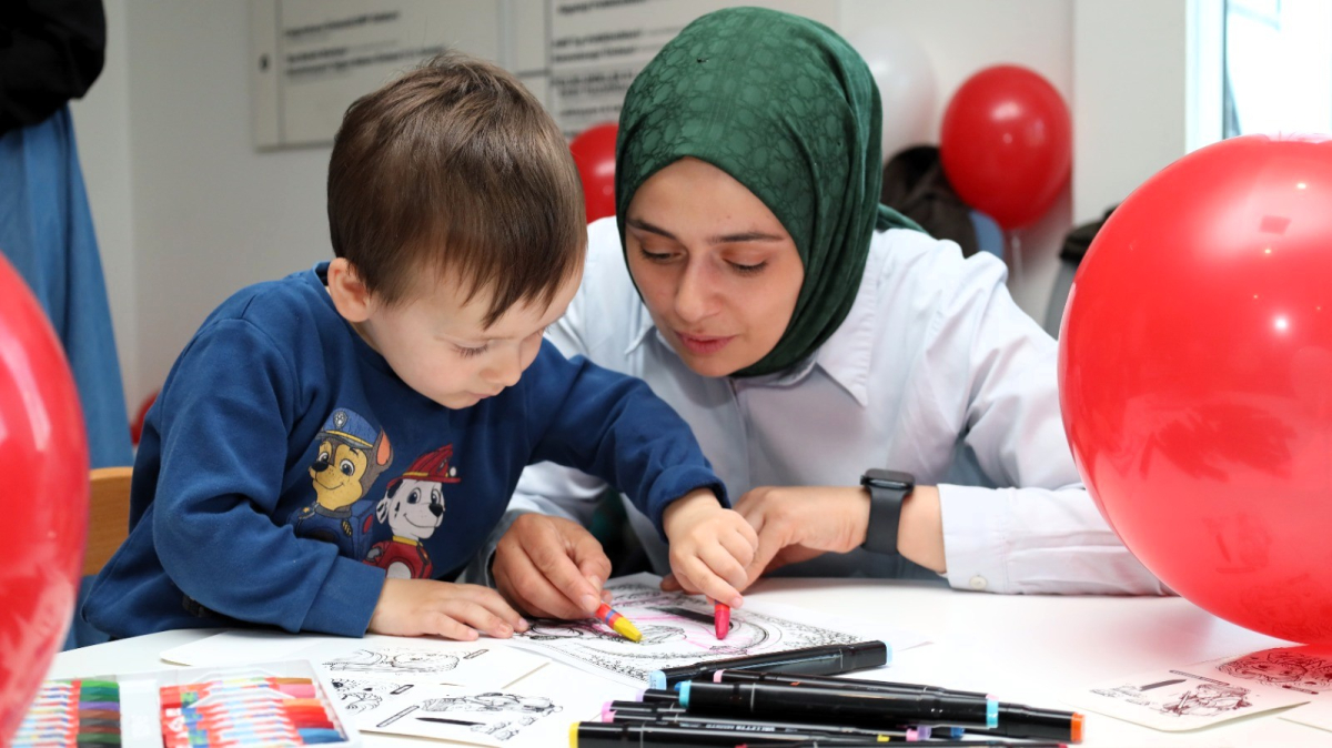 23 Nisan’ın neşesi Şehir Hastanesi’ne taşındı
