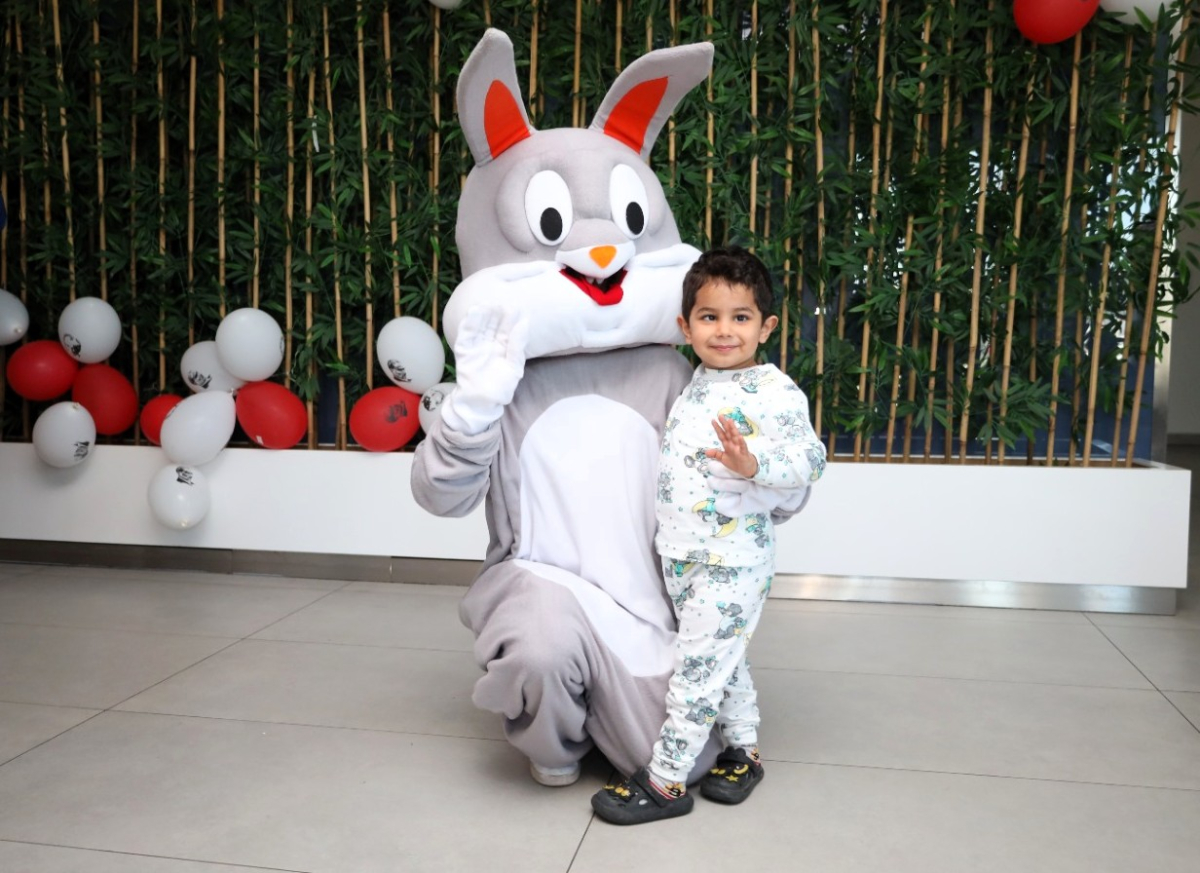 23 Nisan’ın neşesi Şehir Hastanesi’ne taşındı