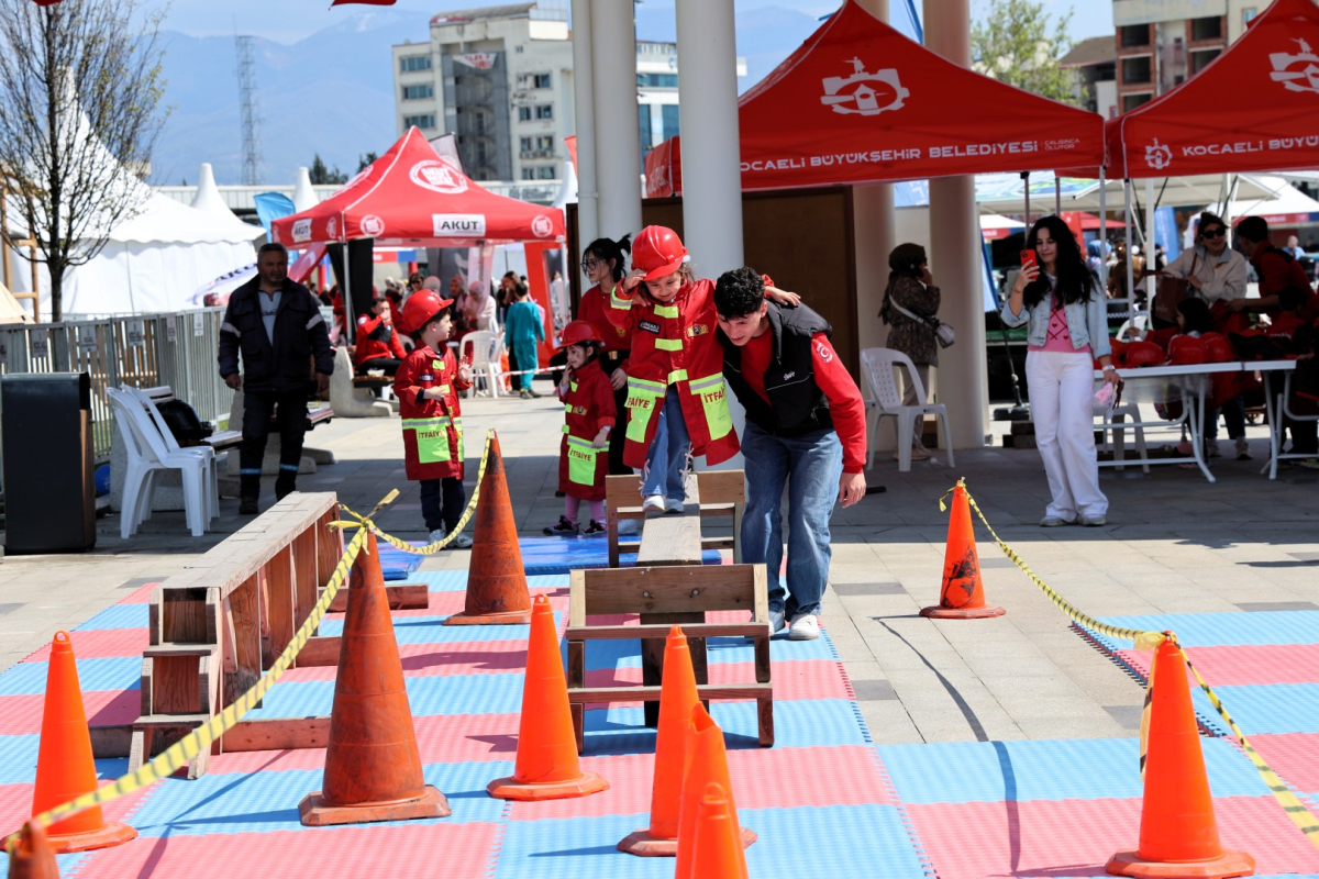 Çocuklar kahraman da oldu aşçı da
