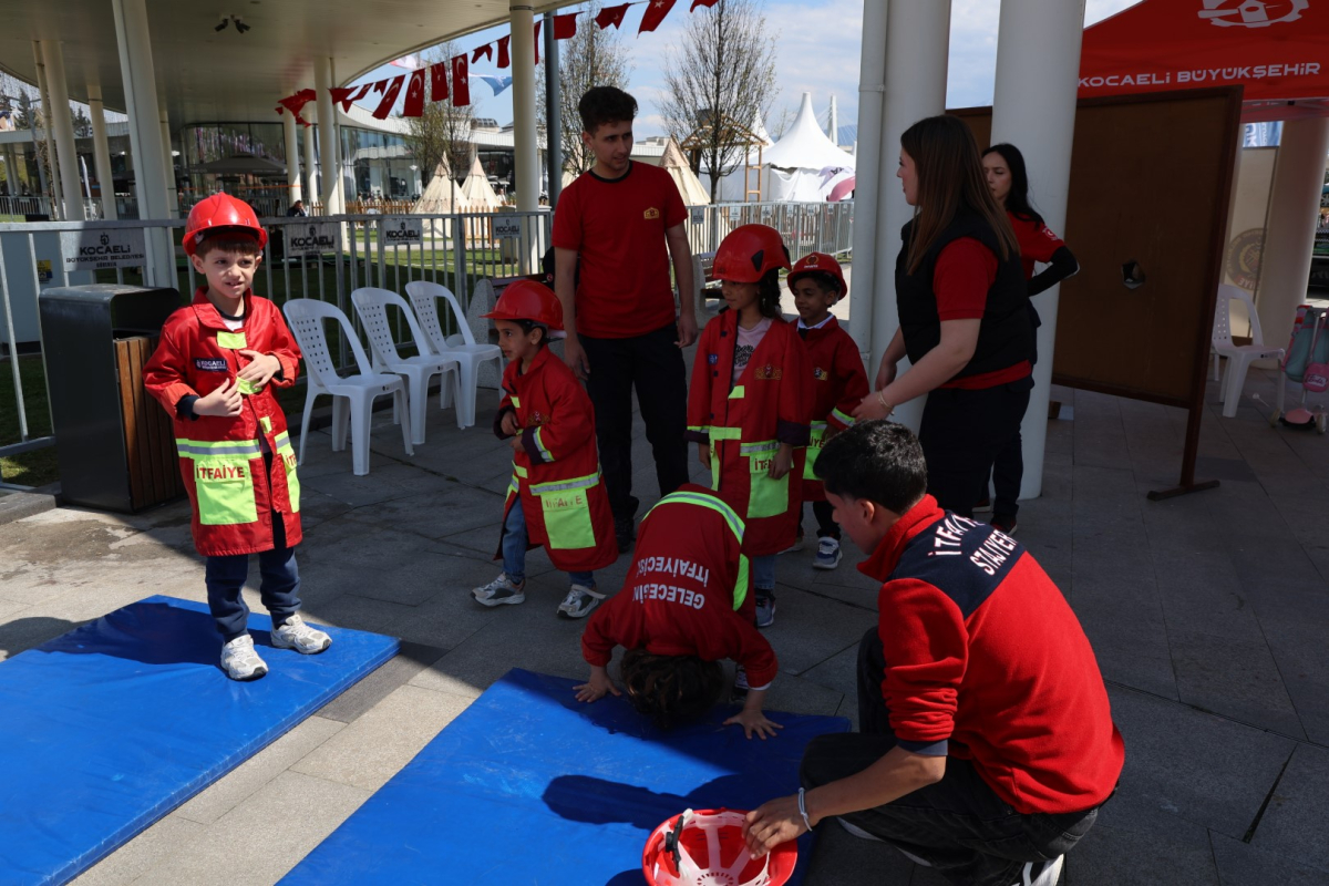Çocuklar kahraman da oldu aşçı da