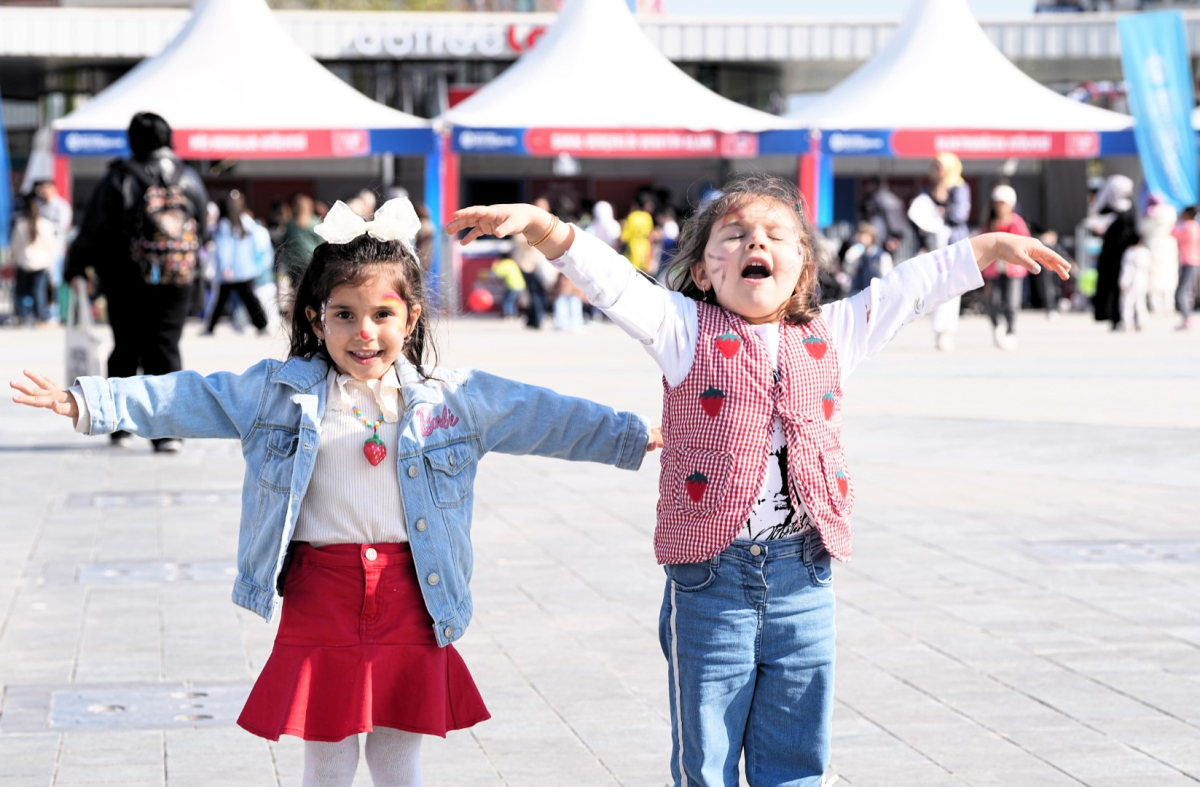 Çocuklar eğlenceye doydu