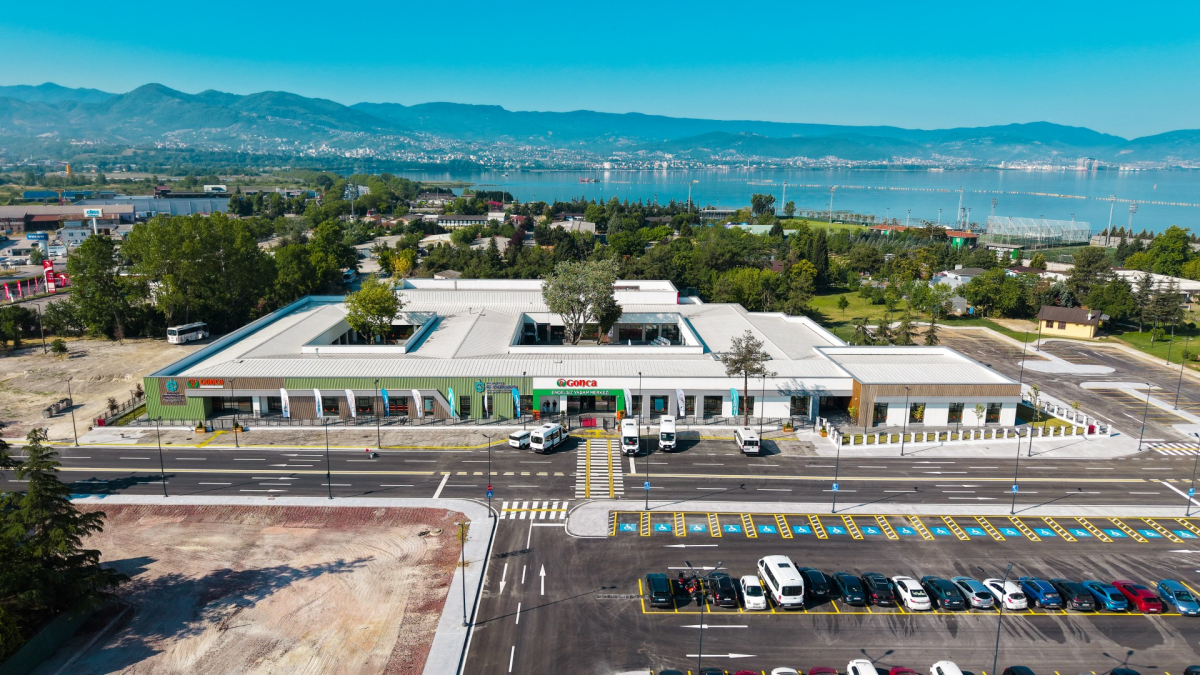 İzmit, Büyükşehir’le küllerinden doğdu