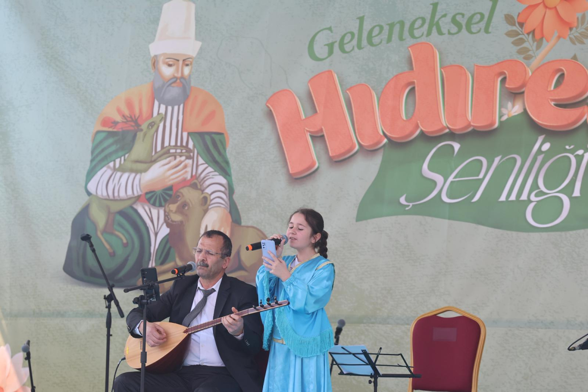 “Gelin tanış olalım, işi kolay kılalım”