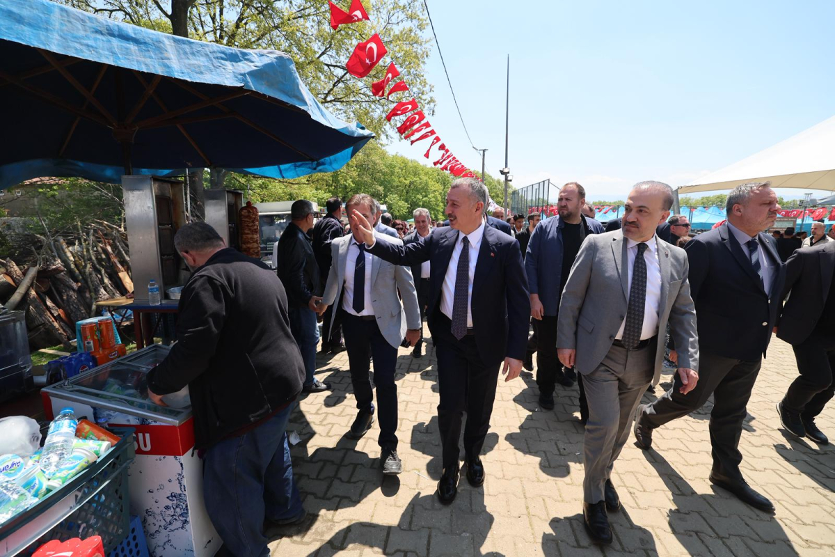 “Gelin tanış olalım, işi kolay kılalım”