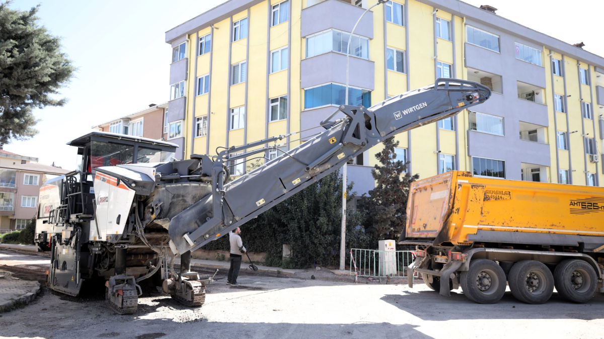 Körfez’de 22 kilometrelik üstyapı çalışması