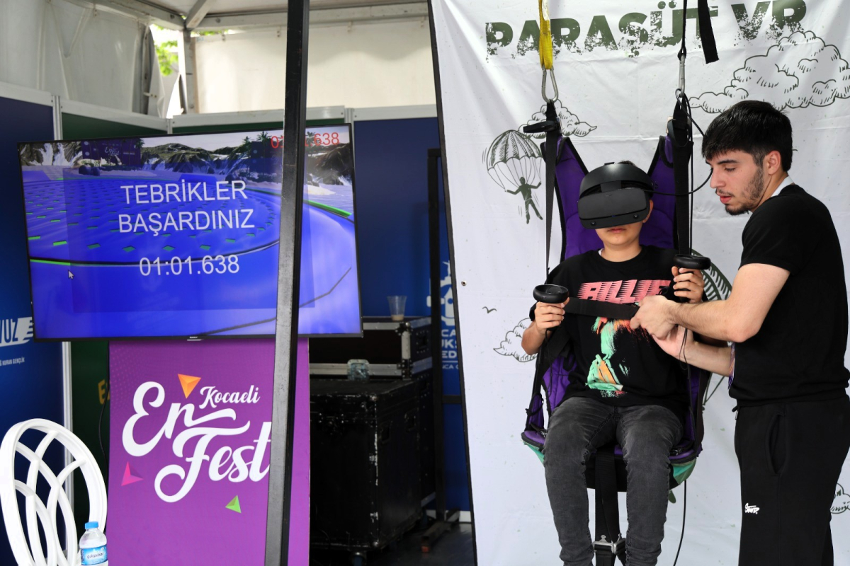 Gençliğin enerjisi EnFest heyecanıyla buluştu