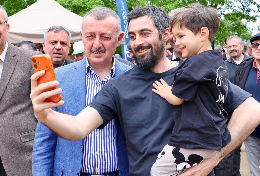 Büyükşehir’in Çiftçi Şenliği bereketiyle kutlandı