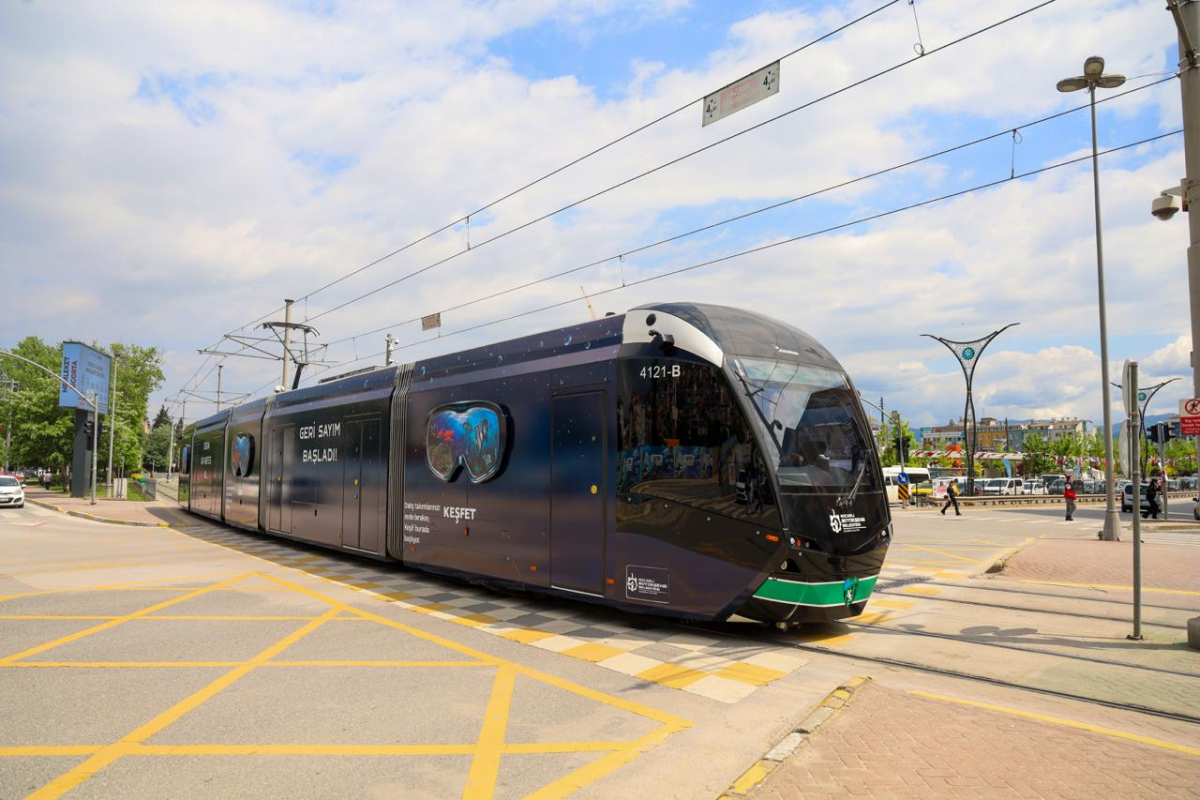 Kocaeli’de tramvaylar su altı dünyasına dönüştü