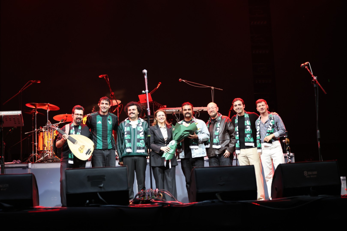 İzmit’te Dedublüman’dan “EnFest” konser