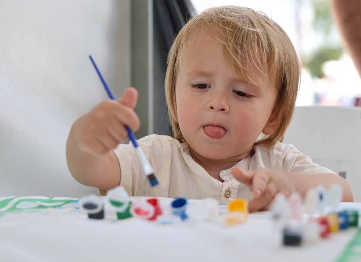 Minikler, Karneval’da hem eğleniyor hem üretiyor