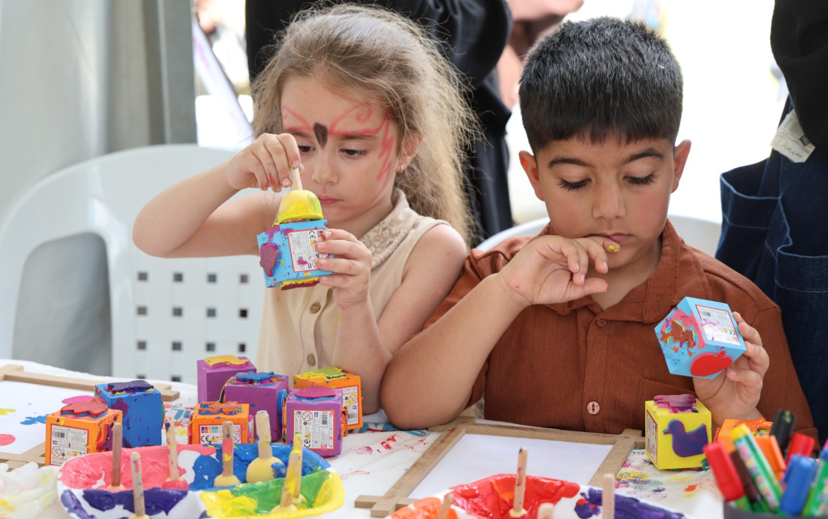 Minikler, Karneval’da hem eğleniyor hem üretiyor
