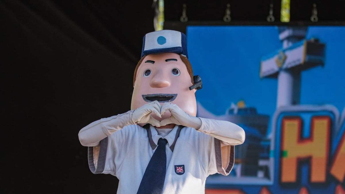 Çizgi film karakterleri Karneval’da sahne aldı