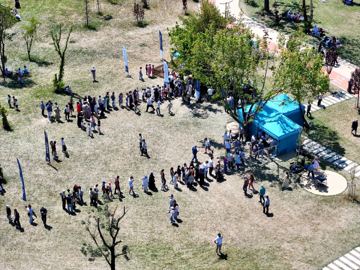 Büyükşehir, İzmit’i bayram yerine çevirdi