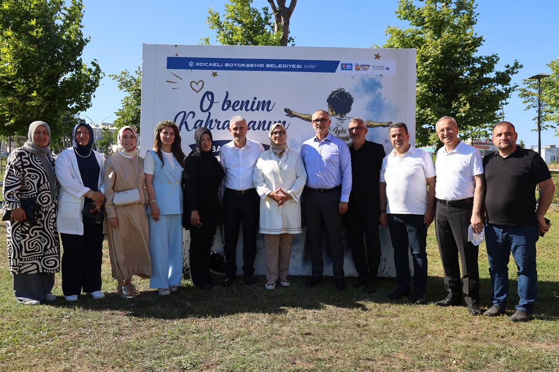 Gündüz uçurtma yaptılar akşam konserde buluştular