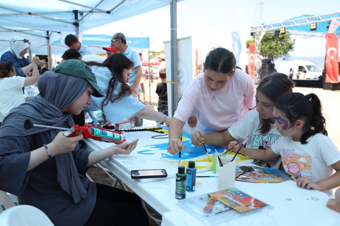 Deniz Festivali, Değirmendere’yi renklendirdi