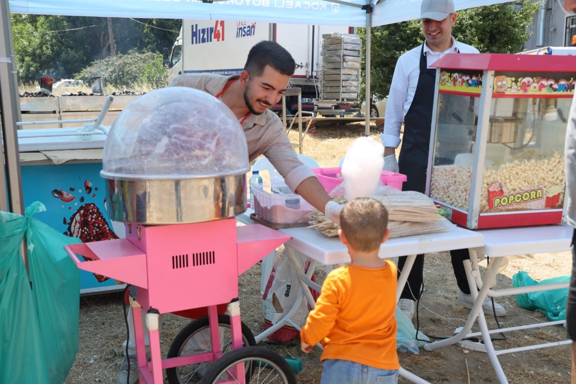 Deniz Festivali, Değirmendere’yi renklendirdi