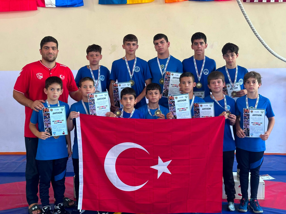 Kağıtspor, Kocaeli’yi sporun zirvesine taşıdı