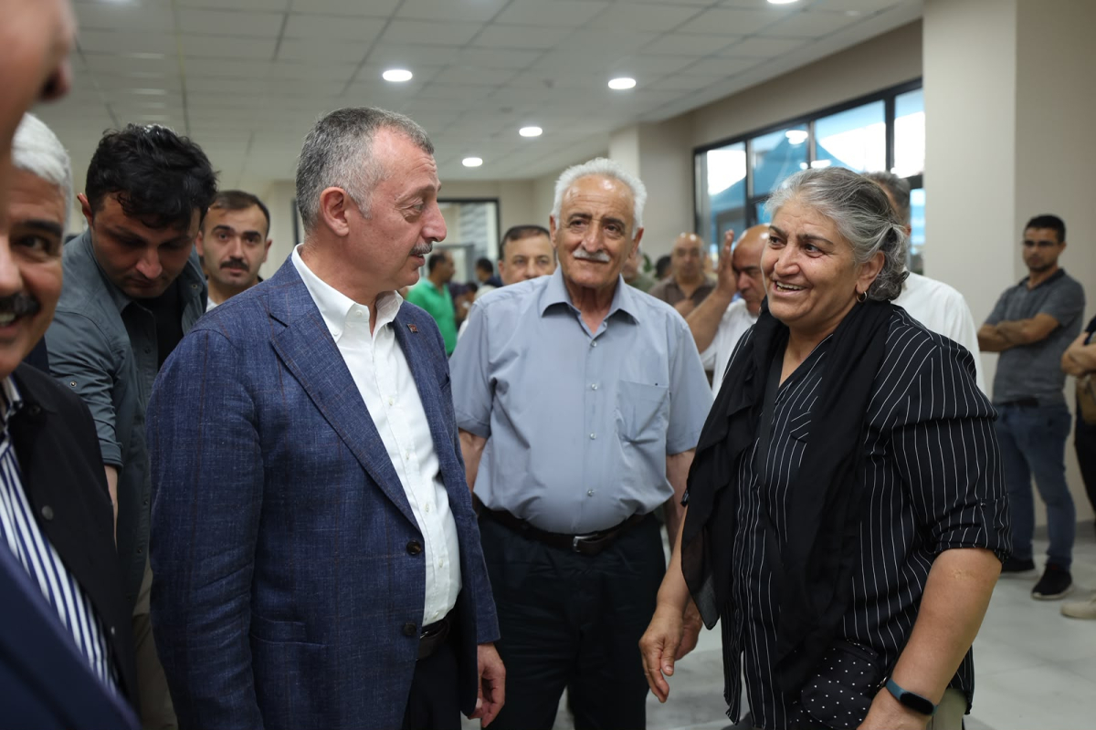 Büyükakın: “Birbirimize sıkı tutunduğumuzda güçlü oluruz”
