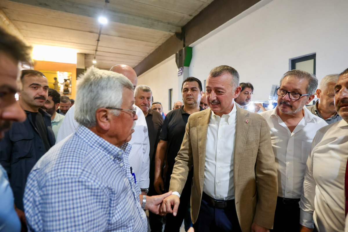 Aşure kazanı kardeşlik için kaynadı