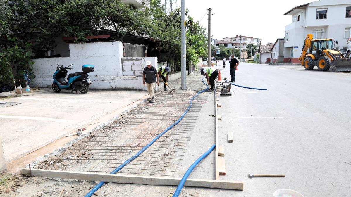 Büyükşehir’den Çiftlik Mahallesi’nde üstyapı seferberliği