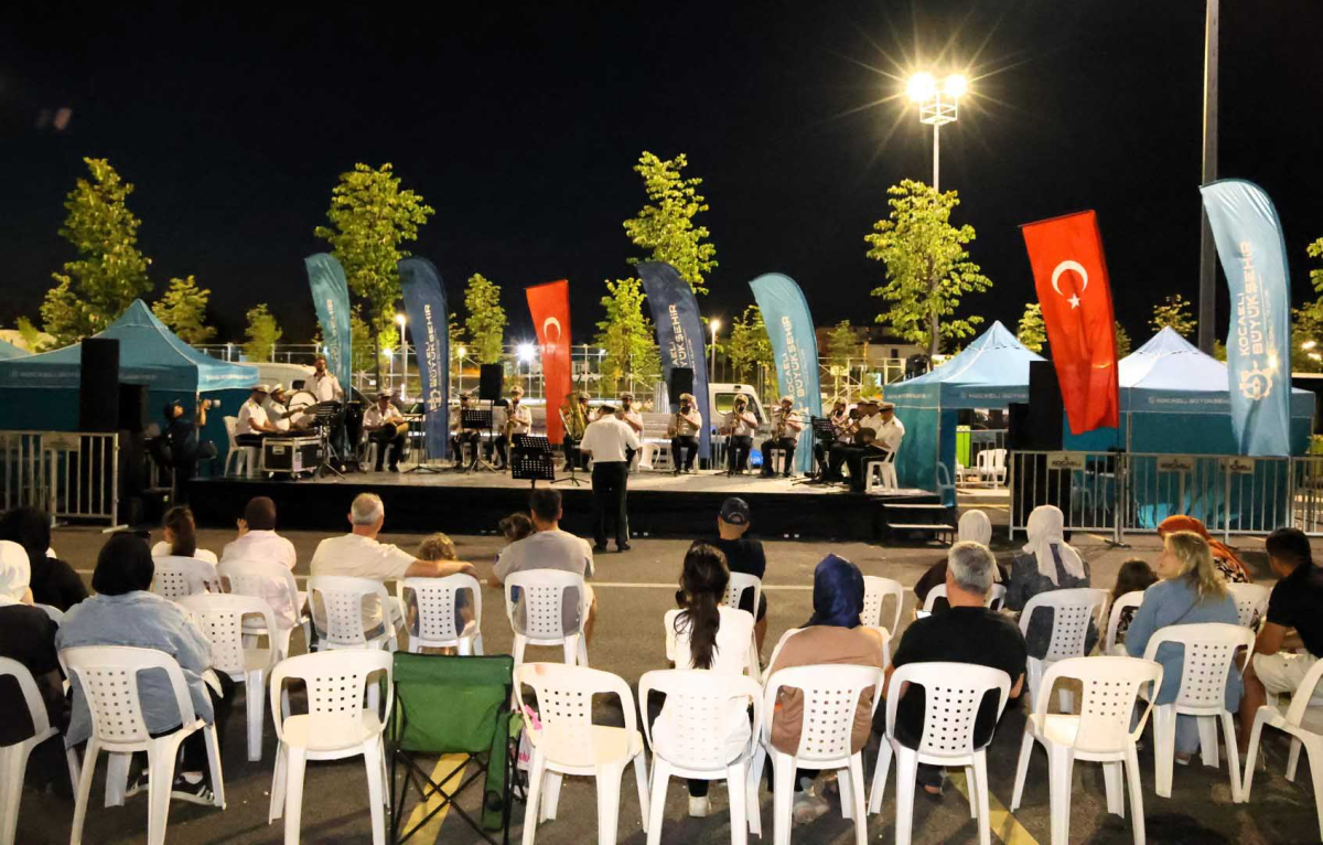 Seymen Millet Bahçesi’nde ezgilerle dolu yaz akşamı