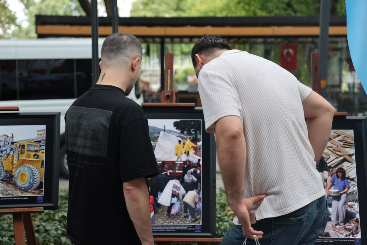17 Ağustos’un 27’nci yılında anlamlı sergi