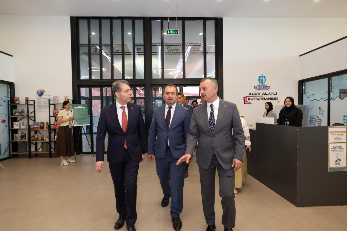 Adli Yıl açılışında, Fuar Park ve Akvaryum gezisi