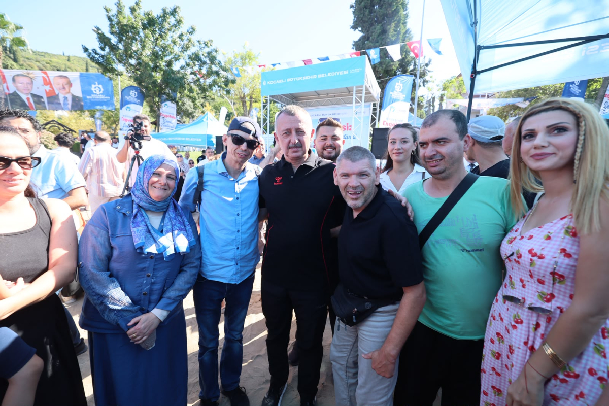 Başkan Büyükakın’ın, özel bireylerle deniz keyfi