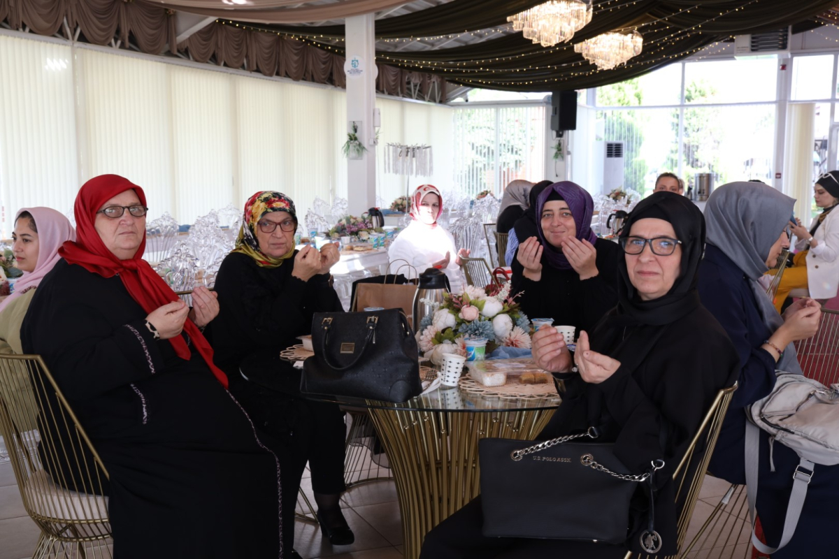 “Gönül Bahçem” en özel günlere değer katıyor
