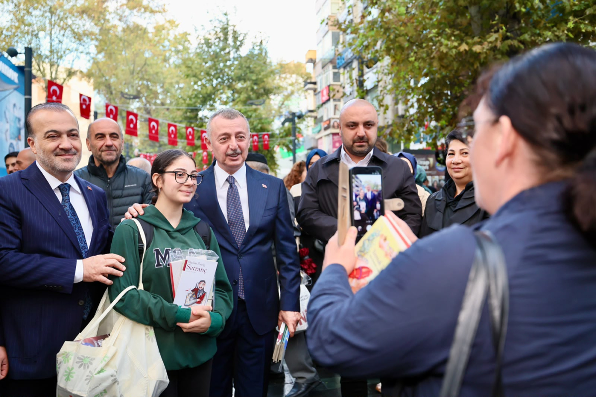 Ağaçlar, 16. kez kitap açtı!