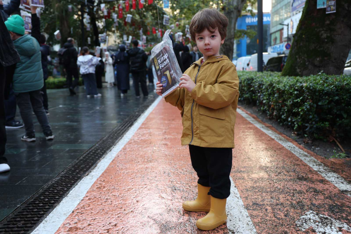 Ağaçlar, 16. kez kitap açtı!