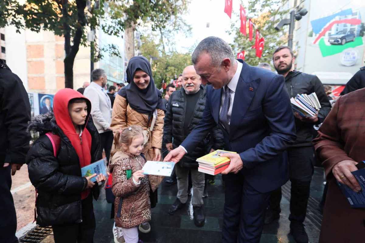 Ağaçlar, 16. kez kitap açtı!