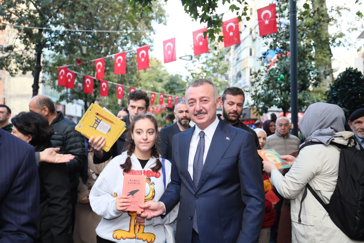 Ağaçlar, 16. kez kitap açtı!