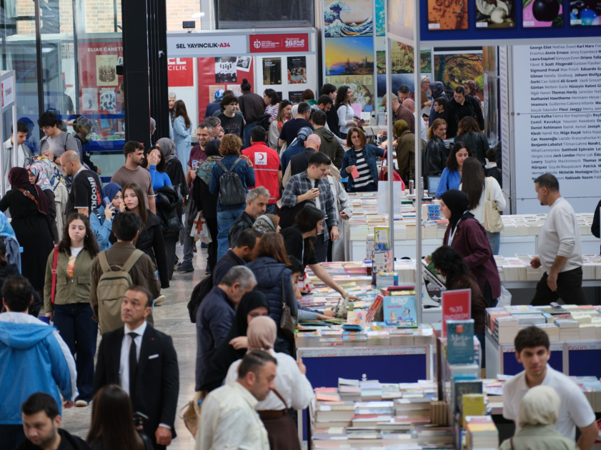Hasret bitti, kitapların şehri yeniden canlandı