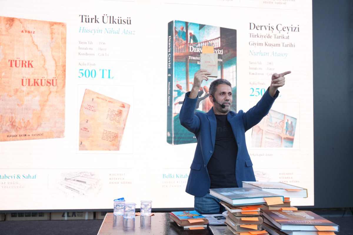 Eşsiz eserler müzayedeye çıktı