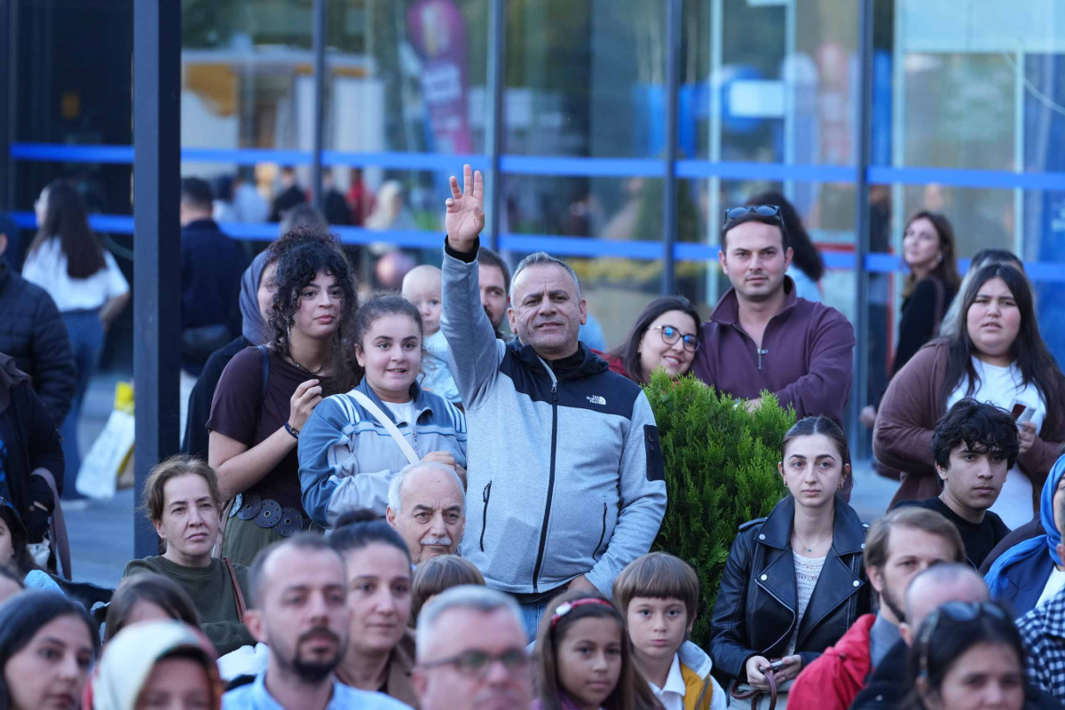 Eşsiz eserler müzayedeye çıktı