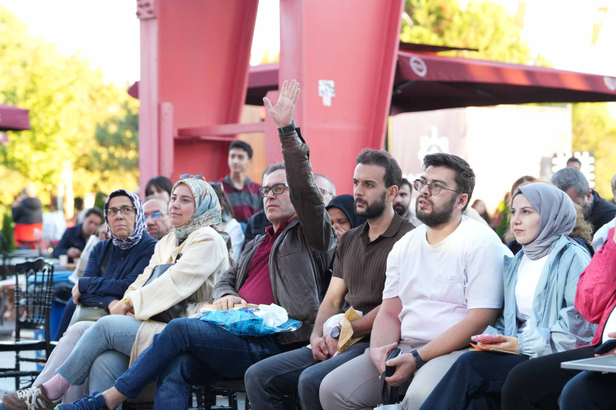 Eşsiz eserler müzayedeye çıktı