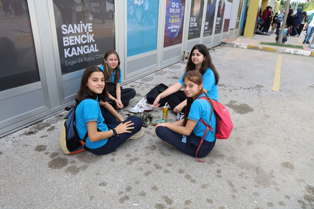 Öğrenciler kitapların dünyasını keşfetti