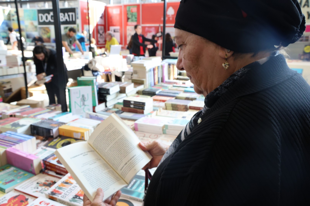 Saygınlar kitap şöleninde buluştu