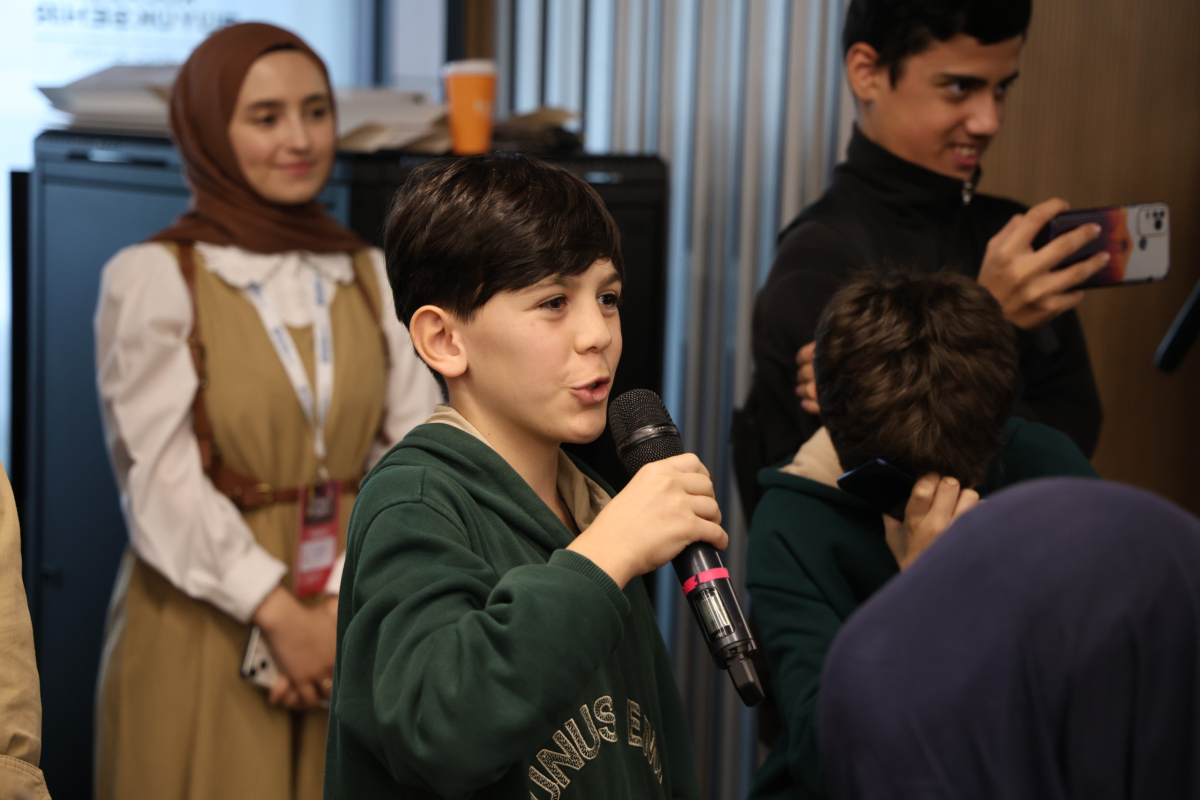 Ünlü eğitmenlerden gençlere başarı tüyoları