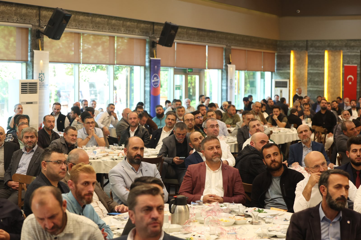 Büyükakın, 12 ilçeden din görevlileri ile bir araya geldi